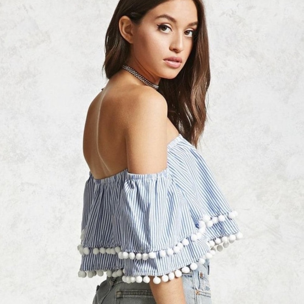 NEW Forever 21 Pom Pom Off-the-shoulder Top - Picture 2 of 7
